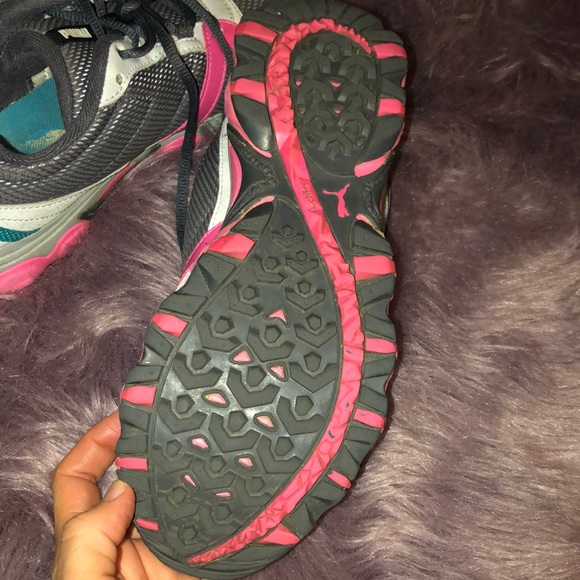 Puma - Picture 4 of 4